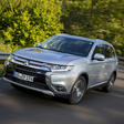 Outlander 2WD 2.2 DI-D Instyle Navi