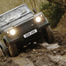 Land Rover Defender 90 2.5 TDi Hard Top vs Toyota RAV4 2.5 XLE