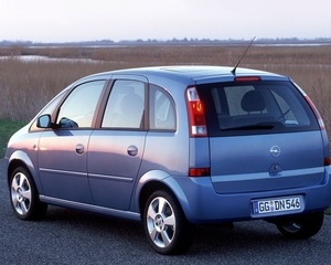 Meriva 1.8 Easytronic