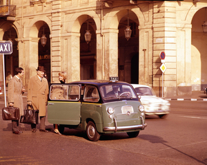 600 D Multipla Taxi