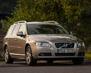 V70 D2 Summum