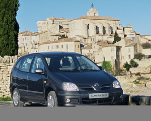 Almera Tino 2.2 dCi